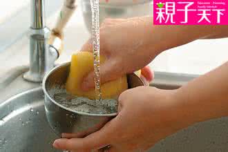 不锈钢餐具有毒吗 用不锈钢餐具进食=吃毒进肚