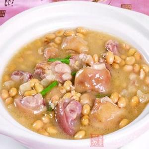 怎样炖牛肉软烂 你炖的黄豆硬邦邦不容易软烂？试试这几个小方法