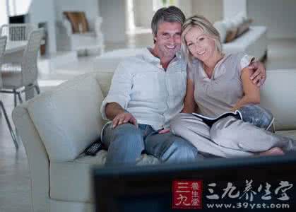 容易腰酸背痛 姿势不当容易招惹腰酸背痛