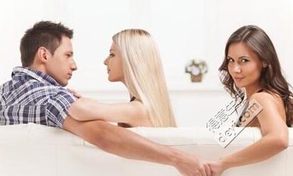 两地分居男人外遇表现 男人有这种表现绝对有外遇了