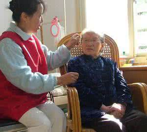 老年人延年益寿 老年人要延年益寿应要时刻保持童心