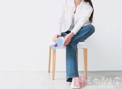 睡觉时腿抖的原因 睡觉时腿抖或暗示大病