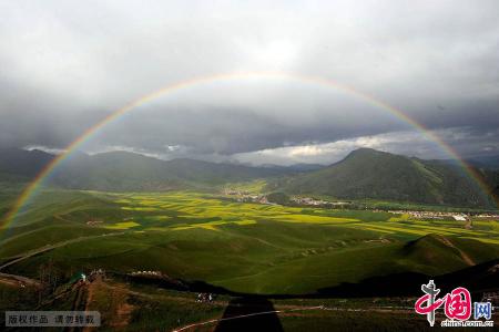 祁连卓尔山 高原圣地 祁连卓尔山