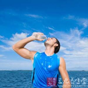 瘦人增肌健身计划 健身常识 男子健身增肌方法和重要性