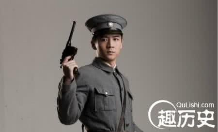 穿越民国上黄埔军校 民国奇闻：黄埔军校历史上囊括所有第一的学霸