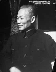 蒋介石领导中国会怎样 蒋介石领导的国军为何突然由强变弱？ 豪