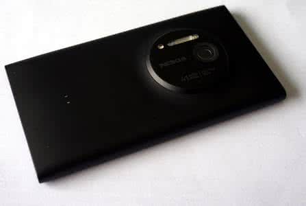 诺基亚1020评测 诺基亚Lumia 1020评测