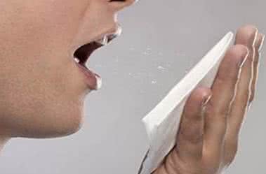 喉咙总是有痰怎么回事 喉咙里总有痰怎么回事?