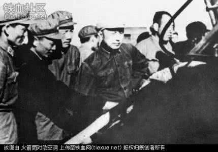 钱学森的艰难回国之路 钱学森艰难的回国之路 最终被用四名飞行员换回