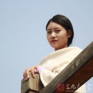 50岁男人娶37岁女人 男人娶了这种女人必会被掏空