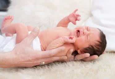 新生儿腿型图片 新生儿腿型图片 新生儿腿型有哪些