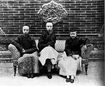 溥仪 溥杰 唐石霞被溥仪看中又嫁给溥杰却和张学良一往情深