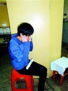 抑郁症浑身疼 45岁女子浑身疼痛 半夜送医竟是抑郁症