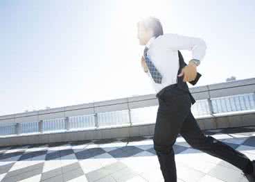 年轻人的价值观 【周鸿祎致年轻人：重复的价值在哪里？】