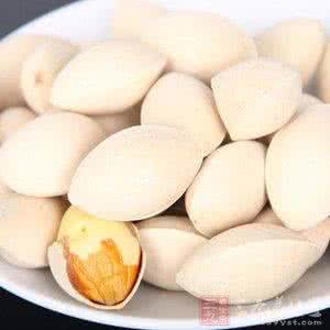 鲜银杏果的食用方法 鲜银杏果的食用方法 银杏果怎么吃不中毒 正确食用大妙招