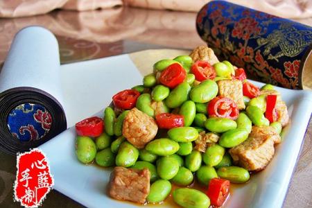 烧菜大全家常菜做法 家常烧菜 麻辣肉丁毛豆的做法
