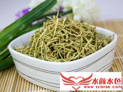黄芩泡水喝有什么功效 黄芩泡水喝有什么功效 黄芩的药用价值
