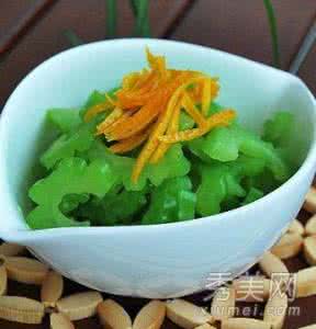 苦瓜炒蛋能减肥吗 清炒苦瓜(清热 减肥 营养好)