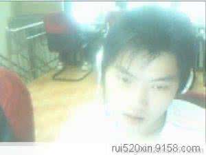 qq空间伤感留言句子 悲伤伤感的句子、你能看到我留在屏幕上的字，你看不到我流在键盘上的眼泪