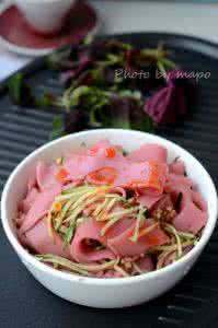 凉皮酸辣粉加盟 ~自制凉皮~酸辣滋味拯救夏日味蕾（附简易辣椒油做法）