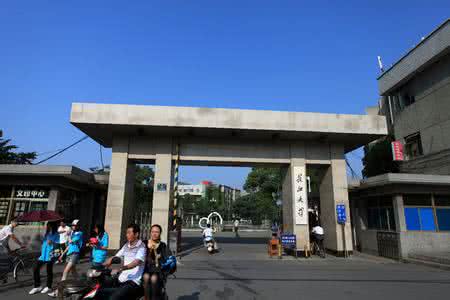江汉石油学院 江汉石油学院陈列馆