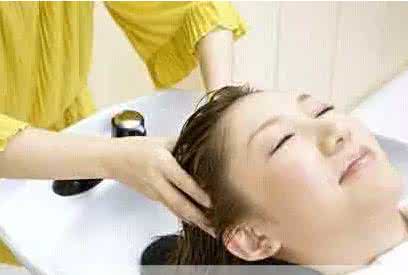 ä¸ªäººç¯éè¯¯è®¤è¯ææ 90%的人洗头都犯过错误，越洗头发越少！