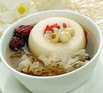 润肺补肺吃什么食物好 润肺吃什么 润肺去燥不可缺6种食物