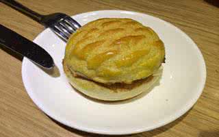 麦兜菠萝油王子 菠萝油王子 亲爱的菠萝油王子。的做法,亲爱的菠萝油王子。怎么做好吃,亲爱的菠萝油王子。的家常做法