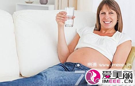 怀孕后再吃叶酸有用吗 怀孕后再吃叶酸有用吗 孕妇如何科学补叶酸，发现怀孕后吃叶酸还有用吗？