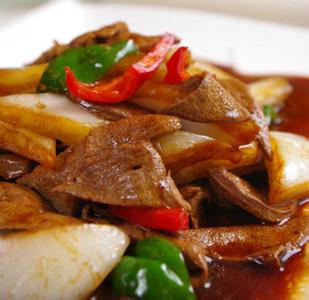 怎样炒猪肝嫩又好吃的 洋葱炒猪肝