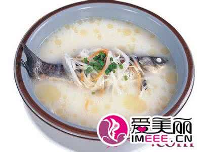 鲫鱼汤的功效与作用 鲫鱼汤营养价值及功效与作用
