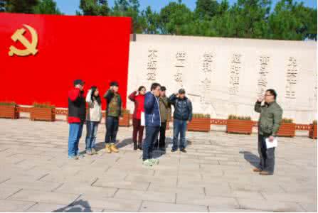 党员先进性教育 现代大学精神本质与高校党的先进性教育长效机制