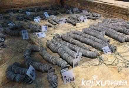 扩建鱼塘挖出古墓 古墓挖出黄金堆 汉武帝铸造赠神秘墓主