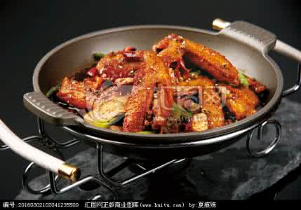 干锅香辣鸡翅 超够味的【麻辣干锅鸡翅】