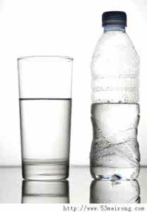 美白保湿好的护肤品 超实用护肤品：自制矿泉水美白保湿面膜