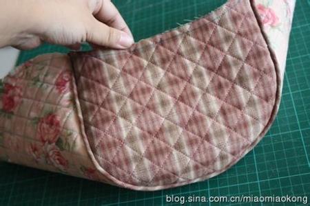 3d制作有接缝线的沙发 (6)嵌条的制作以及接缝的处理