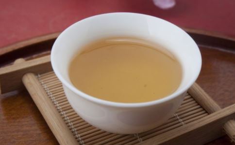 胃寒 生姜 胃寒 生姜 深秋胃寒 早上喝杯生姜水