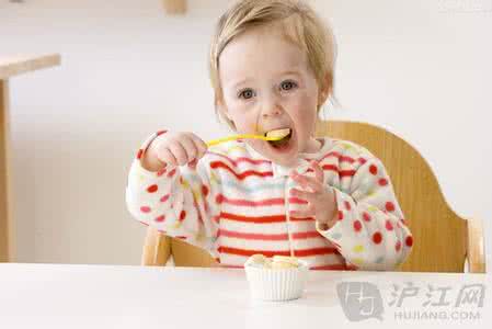 拉肚子禁食 婴儿消化不良拉肚子怎么办 切记千万不要禁食