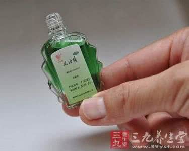 风油精的妙用小窍门 太神奇了：风油精的另类妙用大全！