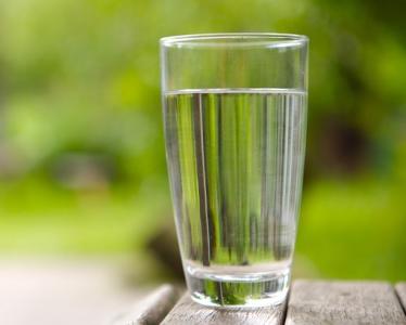 共用水杯会传染什么病 一杯水能解决十种病