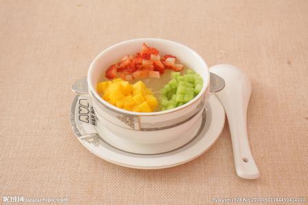 鲜果气泡饮料做法大全 【图文】冰糖鲜果饮的做法