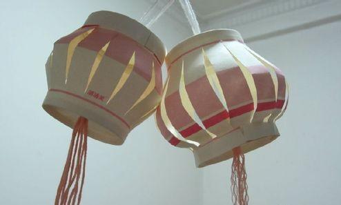 一次性纸杯做灯笼 变废为宝怎么做 一次性纸杯如何变废为宝做灯笼? 精