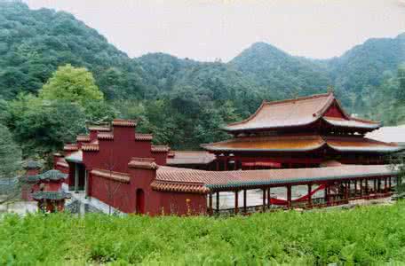 铁炉寺 游铁炉寺