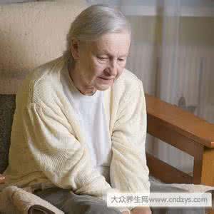 老人痴呆症的治疗偏方 老年性痴呆症的治疗