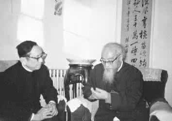 冯友兰的哲学思想 冯友兰的人品如何 冯友兰的哲学思想介绍