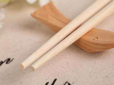 筷子用什么材质的最好 筷子多久换一次
