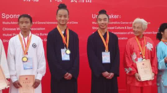 【功补健康】一张图推荐《武当师行功夫：道家六大养肾法！》