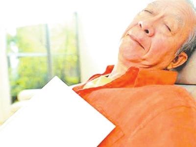 脑中风前兆 脑中风前兆 中老年人要警惕这些