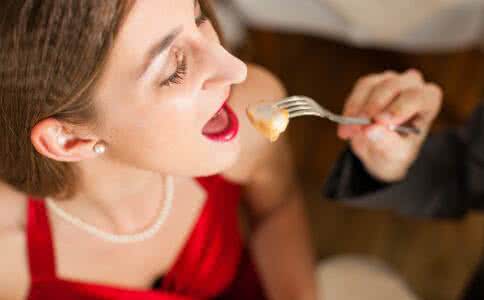 一天瘦一斤减肥偏方 一天瘦一斤减肥偏方 七大减肥偏方吃出健康瘦美