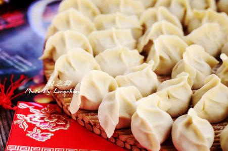 包饺子馅怎么调才好吃 饺子馅这样调按我的方法调,包你做出超好吃的饺子!